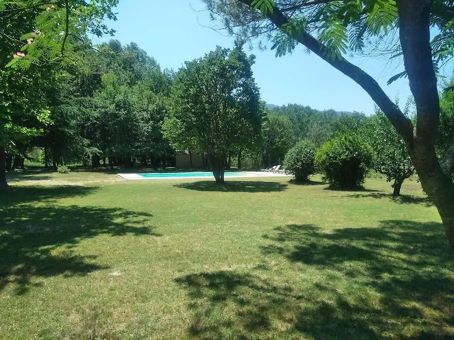 Maison Piscine Au Pied Du Luberon Saint-Martin-de-Castillon 0*,  France